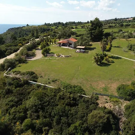 Spectacular Near The Beach! *