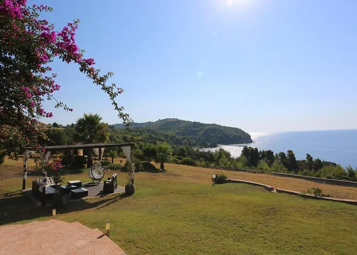 Spectacular Near The Beach! *