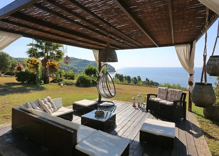 Vilă Spectacular Near The Beach!