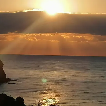 Spectacular Near The Beach! Ajía Paraszkeví
