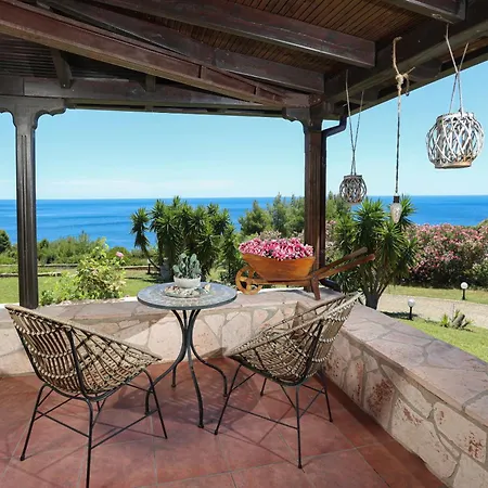 Spectacular Near The Beach! *